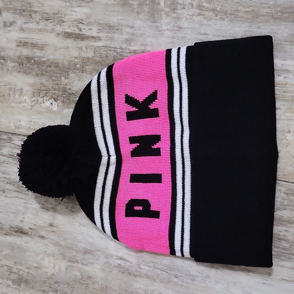 PINK Victoria's Secret Accessories - NWOT VS PINK Knit Pom Pom Hat